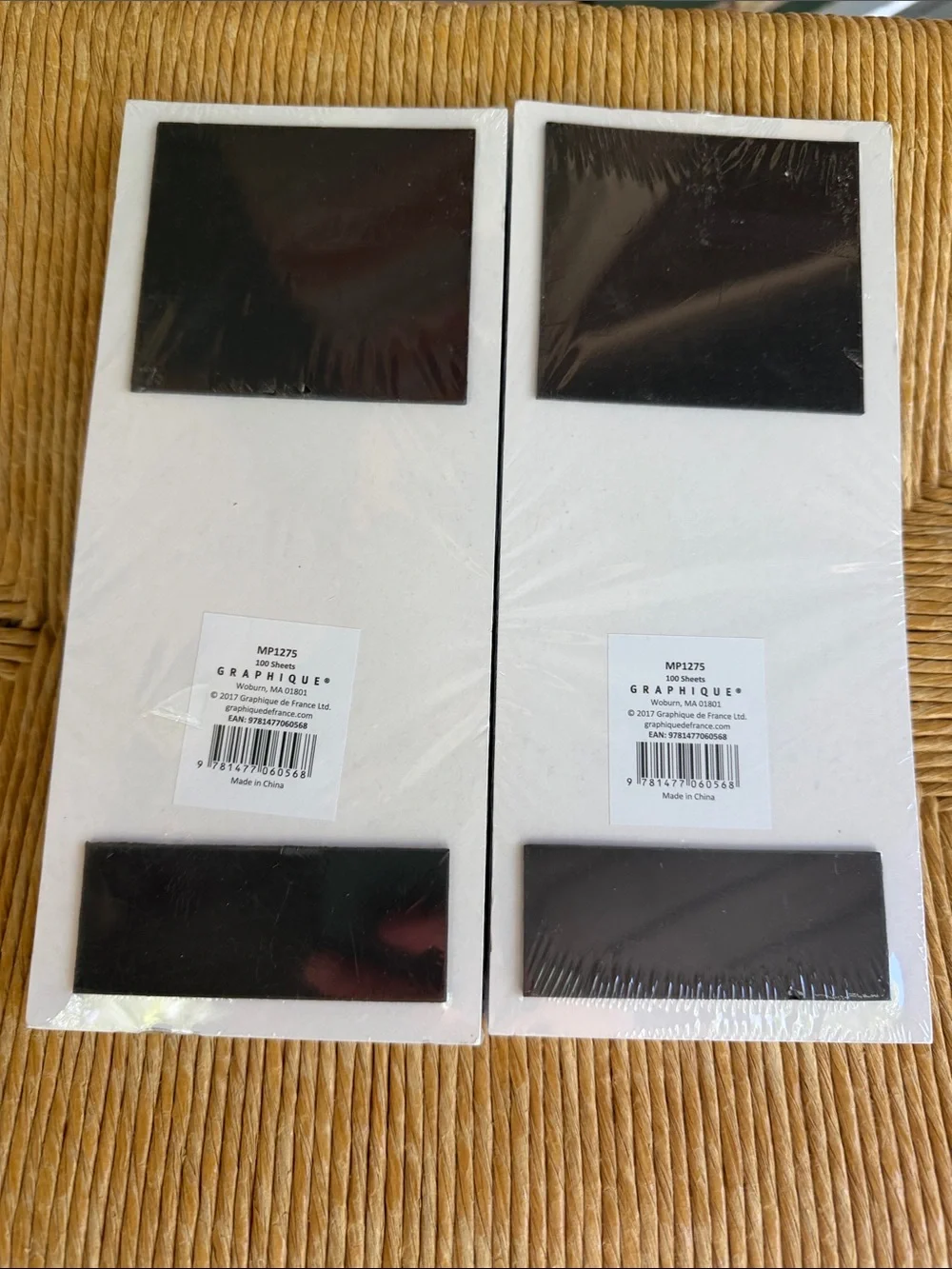 Graphique Magnetic Memo Boards in White with Black Magnets - Set of 2